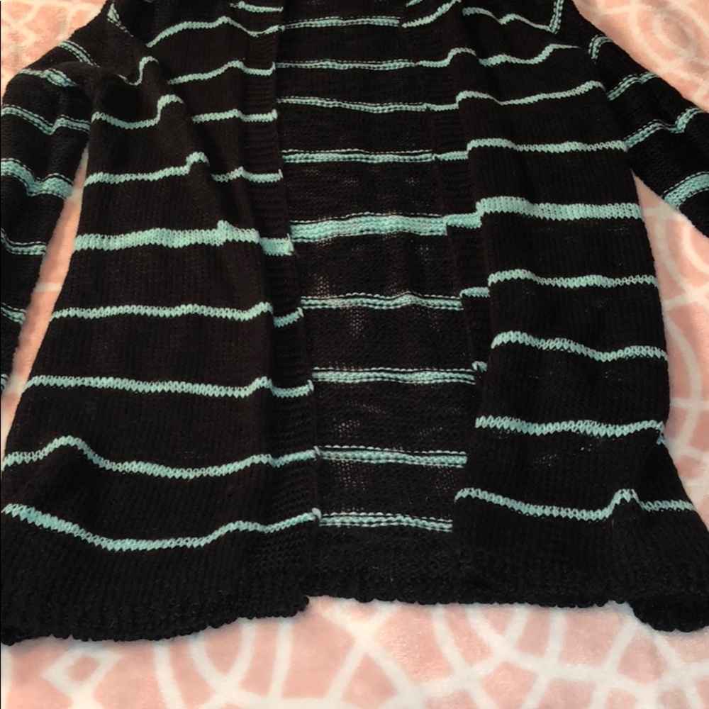 Cardigan - Picture 3 of 3